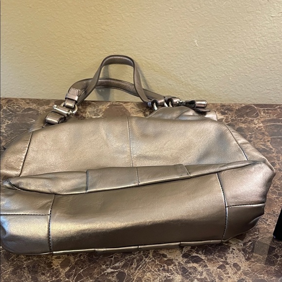 Vintage Coach Madison Metallic Silver Shoulder Bag - Picture 5 of 14
